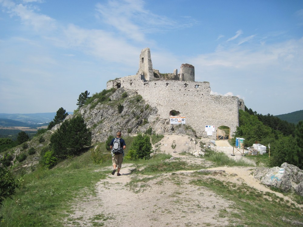 Slovensko: hrad Čachtice 2