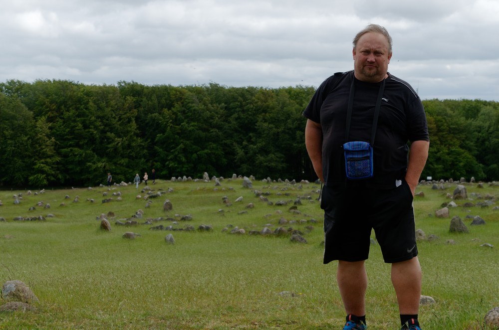 Dánsko: Vikingské pohřebiště Lindholm Høje 2