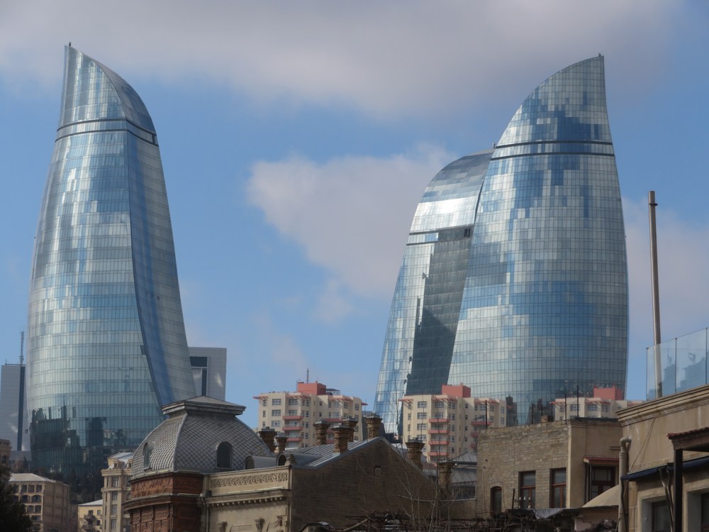 Ázerbájdžán: Baku, plamenné věže 2