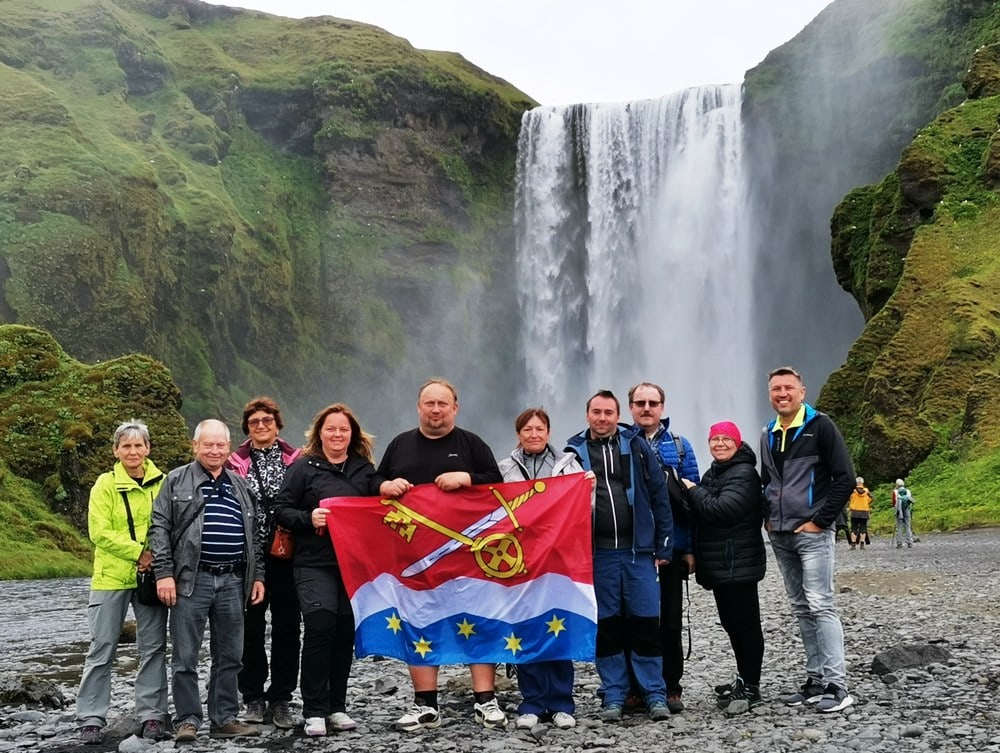 Island: Vodopád Skogafoss